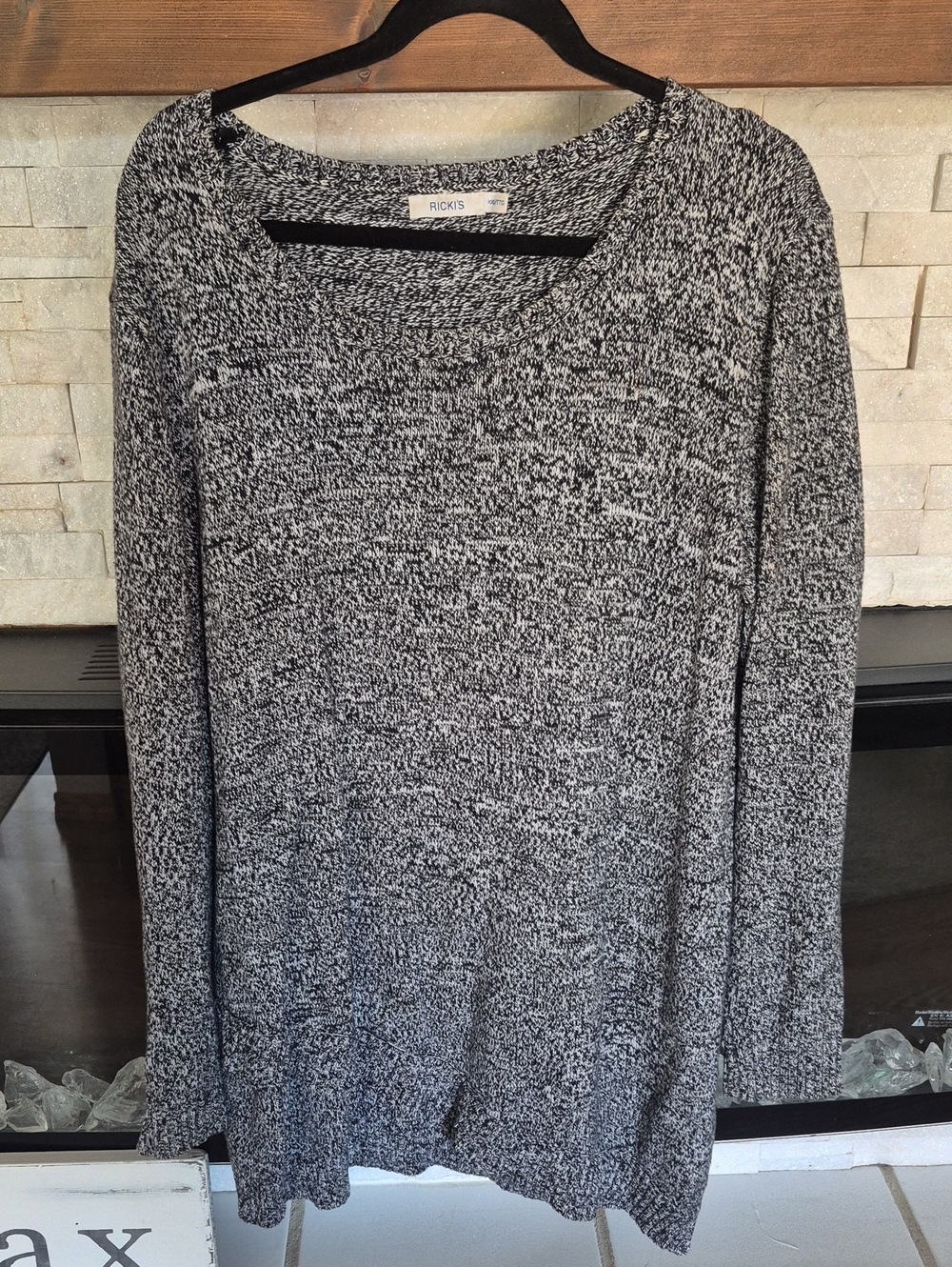 Ricki's Black & White Marled Scoop Neck Sweater Tunic
